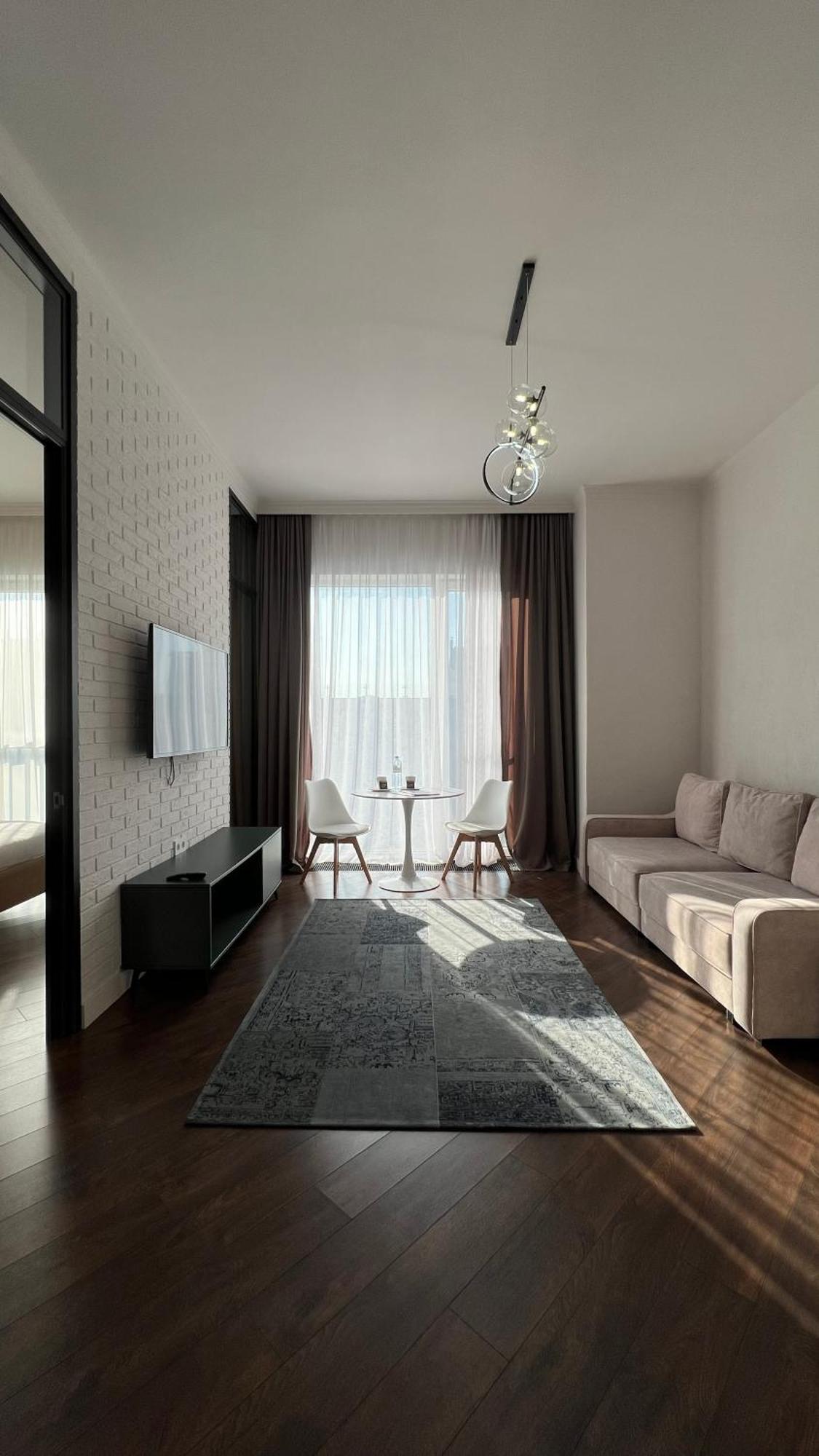 Hotel Manica Esentai City Almaty Esterno foto